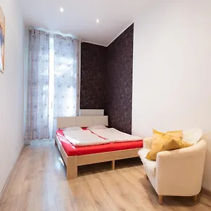  Apartman Standard By Hi5 - West End Center Magyarország